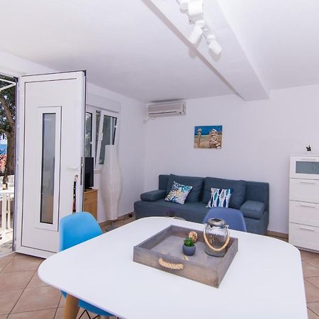 Apartments Lumini Трогир Экстерьер фото